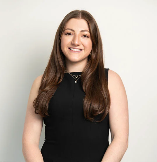 carly-Headshot